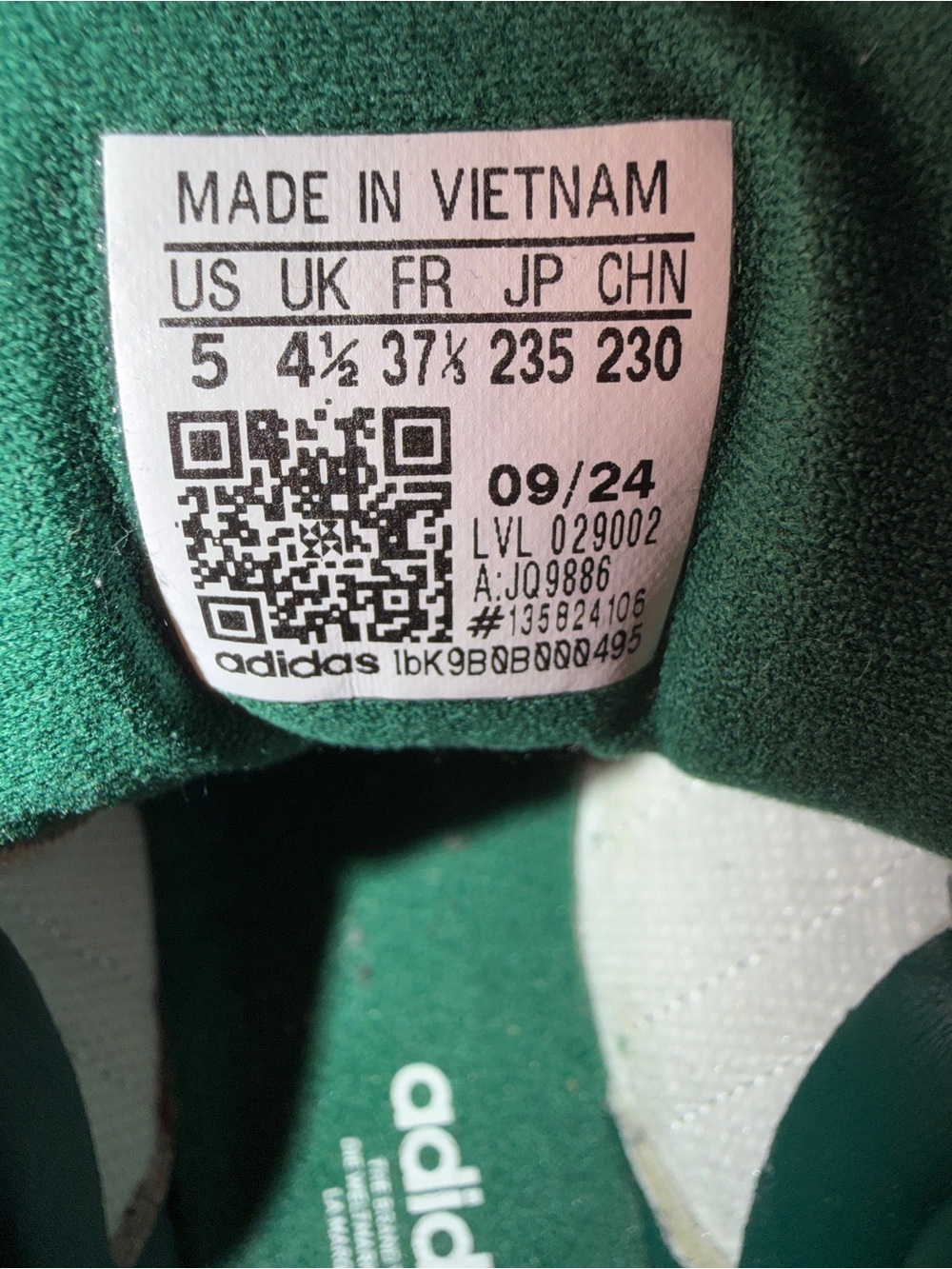 adidas Samba Low Top Suede Sneakers Beige/Green Gum Rubber Sole JQ9886 - Picture 7 of 9